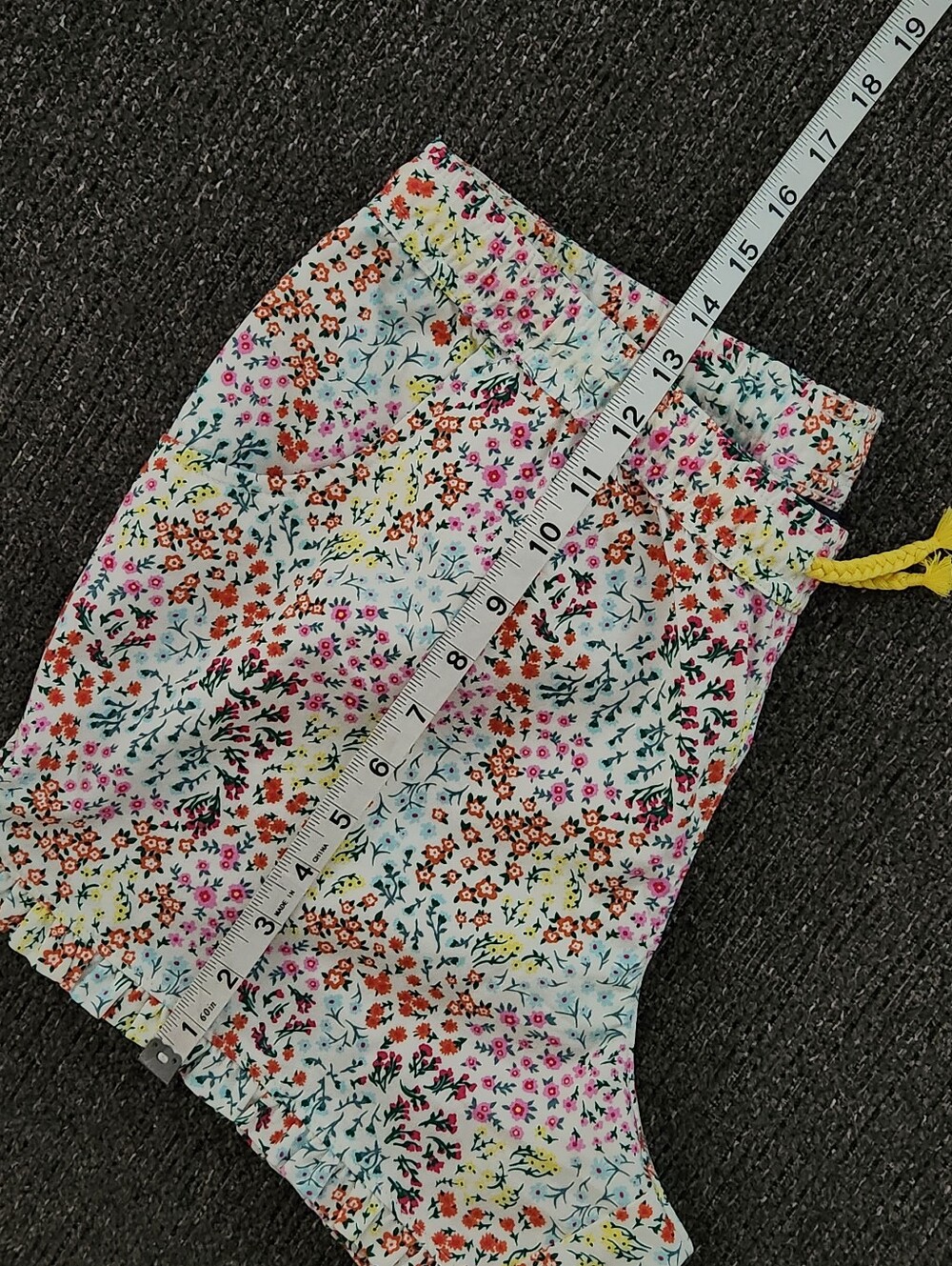 💐Lands' End💐 - Girl's Multicolor Floral Ruffle Hem Drawstring Short - Picture 14 of 16
